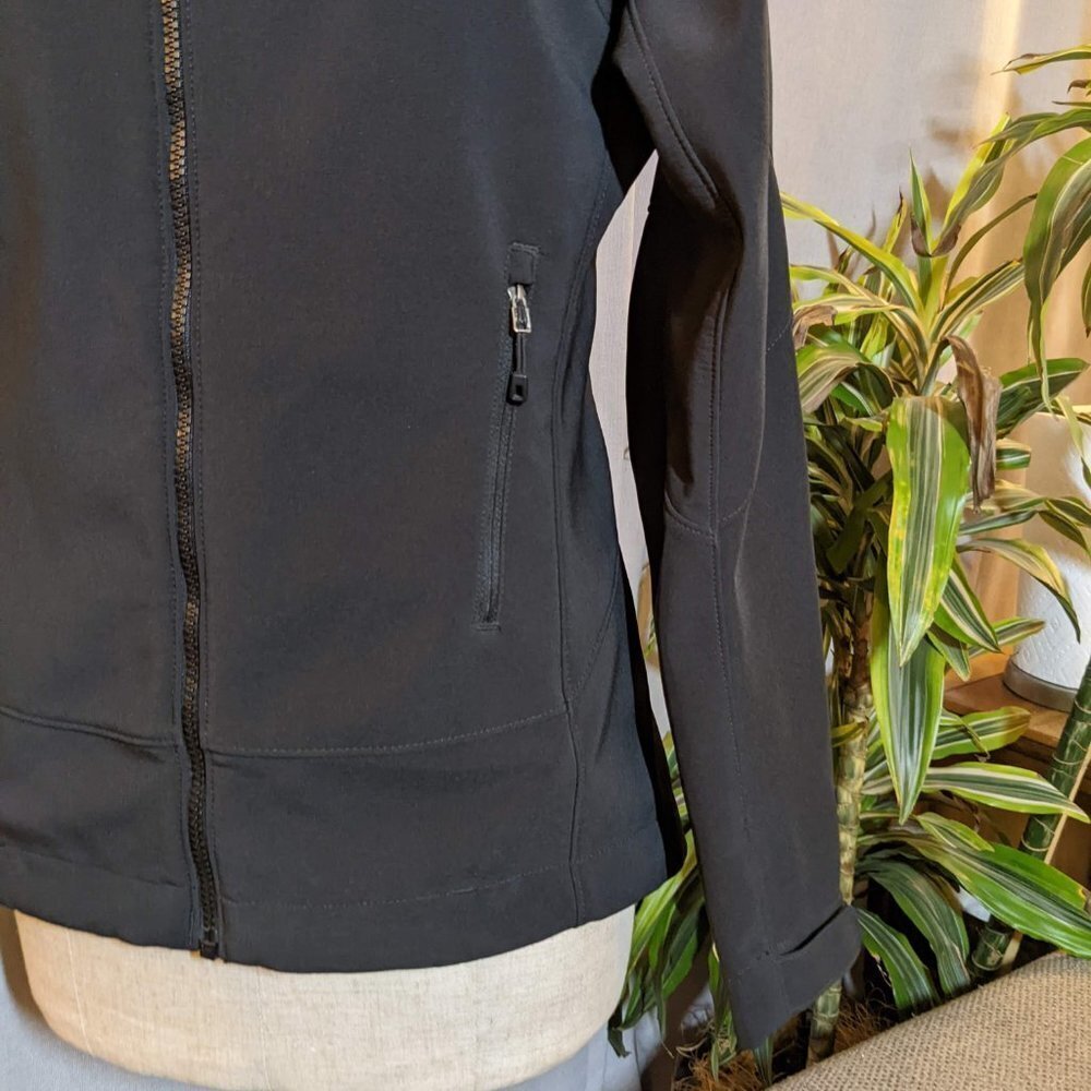 Patagonia Black Softshell Water Repellant Pockets Adze Jacket XS - Picture 7 of 12